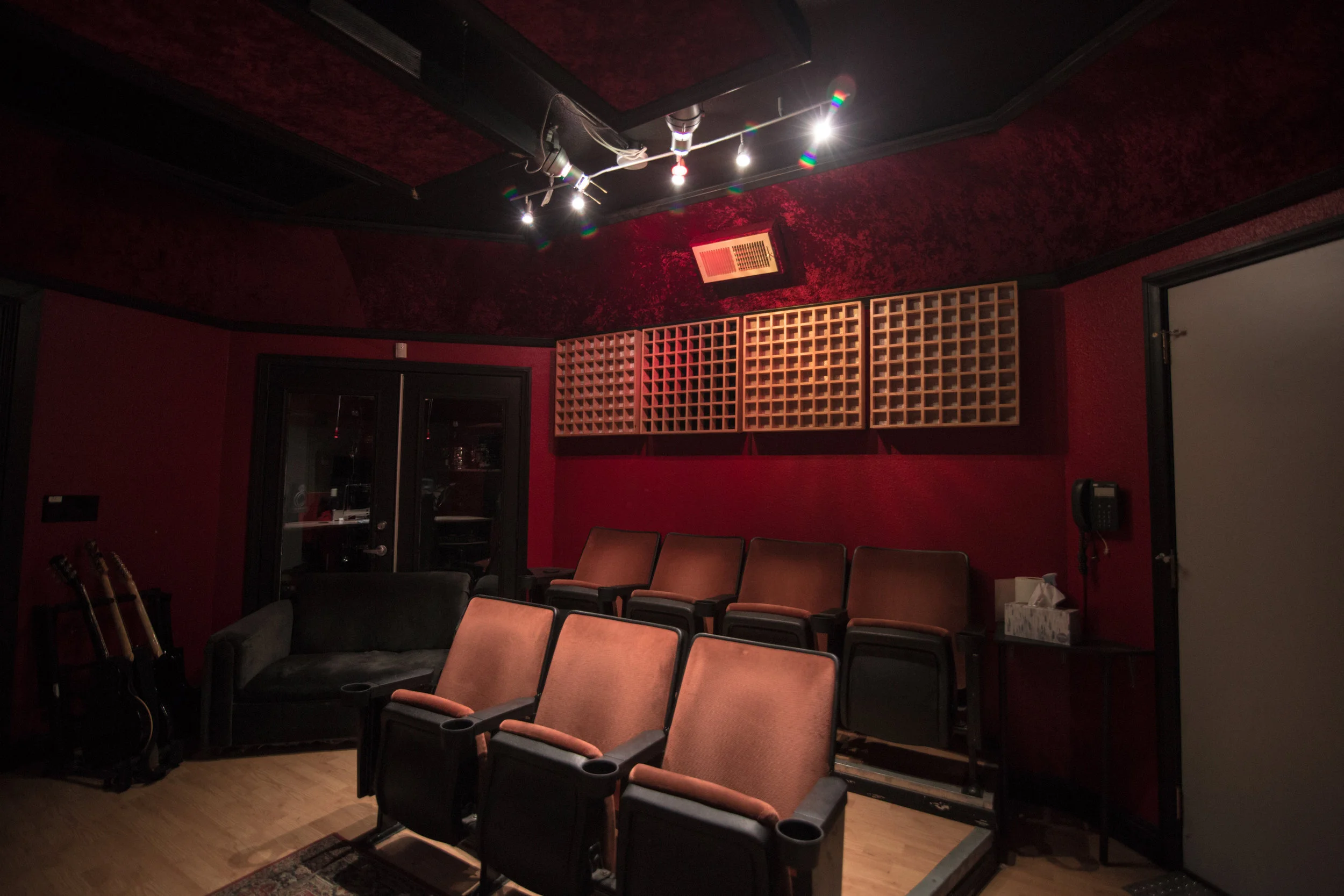 Live room